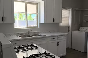 2221 E Osborn Rd, Phoenix, AZ 85016 - Photo 14