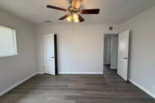 2221 E Osborn Rd, Phoenix, AZ 85016 - Photo 10