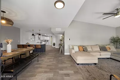 2609 N 28th Street, Phoenix, AZ 85008 - Photo 2