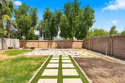15086 W Heritage Oak Way, Surprise, AZ 85374 - Photo 32