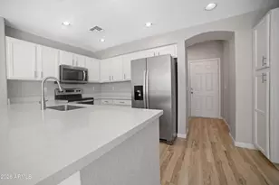 1886 E Don Carlos Ave, Tempe, AZ 85281 - Photo 2