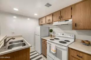 12123 W Bell Rd, Surprise, AZ 85378 - Photo 10