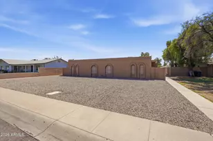 1415 N Pleasant Dr, Chandler, AZ 85225 - Photo 18