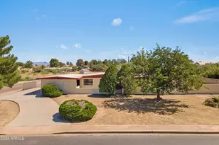 1398 Heather Dr, Sierra Vista, AZ 85635 - Photo 2