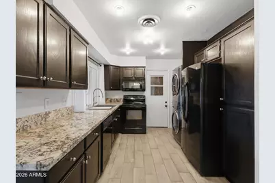 3749 W Dailey Street, Phoenix, AZ 85053 - Photo 10