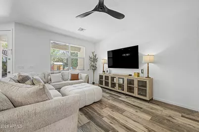 380 W Pelipa Drive, San Tan Valley, AZ 85140 - Photo 4