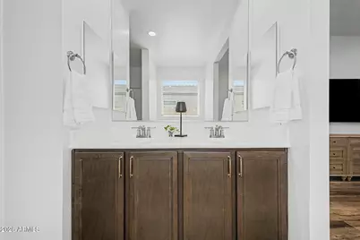 380 W Pelipa Drive, San Tan Valley, AZ 85140 - Photo 14