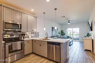 2511 W Queen Creek Rd, Chandler, AZ 85248 - Photo 4