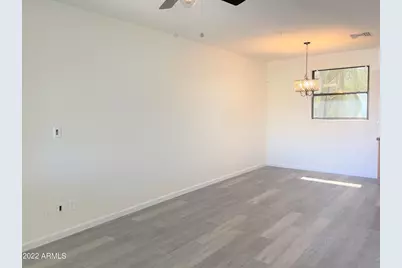 112 W Milada Drive, Phoenix, AZ 85041 - Photo 4
