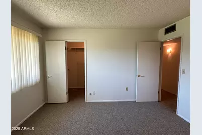 10856 W Santa Fe Drive, Sun City, AZ 85351 - Photo 20