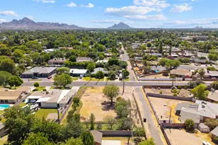 5704 N 11th Ave, Phoenix, AZ 85013 - Photo 1