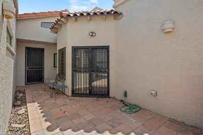 8479 N 84th Place, Scottsdale, AZ 85258 - Photo 10