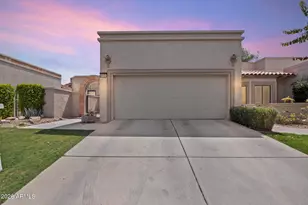 8479 N 84th Pl, Scottsdale, AZ 85258 - Photo 1