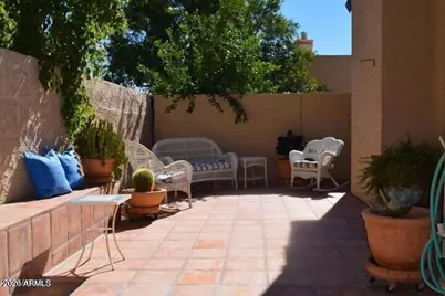 8479 N 84th Place, Scottsdale, AZ 85258 - Photo 10