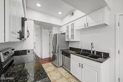 3633 N 3rd Avenue #2051, Phoenix, AZ 85013 - Photo 10
