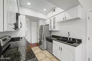 3633 N 3rd Ave, Phoenix, AZ 85013 - Photo 10
