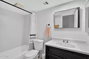 1425 E Desert Cove Ave, Phoenix, AZ 85020 - Photo 24