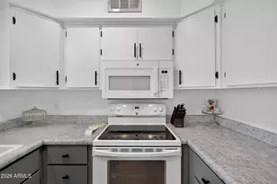 1425 E Desert Cove Ave, Phoenix, AZ 85020 - Photo 30