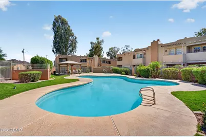 1425 E Desert Cove Avenue #3, Phoenix, AZ 85020 - Photo 4