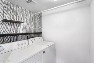 1425 E Desert Cove Ave, Phoenix, AZ 85020 - Photo 26