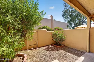 1425 E Desert Cove Ave, Phoenix, AZ 85020 - Photo 14