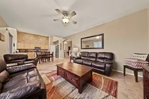 6626 S Cartier Dr, Gilbert, AZ 85298 - Photo 8