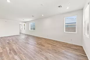 33250 N 134th Ln, Peoria, AZ 85383 - Photo 8