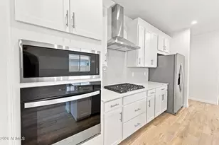 33250 N 134th Ln, Peoria, AZ 85383 - Photo 2