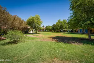1542 West Campbell Ave, Phoenix, AZ 85015 - Photo 40