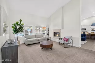 902 N Oxford Ln, Chandler, AZ 85225 - Photo 8