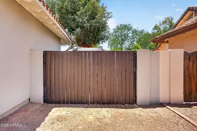 902 N Oxford Lane, Chandler, AZ 85225 - Photo 4