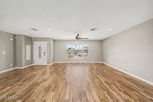 1340 E Donner Dr, Tempe, AZ 85282 - Photo 8