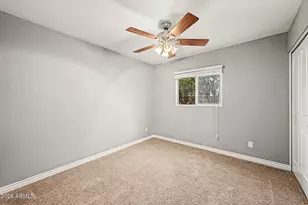 1340 E Donner Dr, Tempe, AZ 85282 - Photo 20