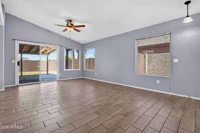 15542 N 136th Lane, Surprise, AZ 85374 - Photo 6