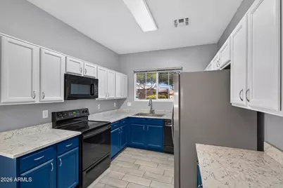 15542 N 136th Lane, Surprise, AZ 85374 - Photo 12