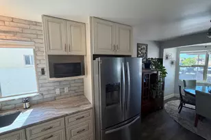 2031 E Cairo Dr, Tempe, AZ 85282 - Photo 14