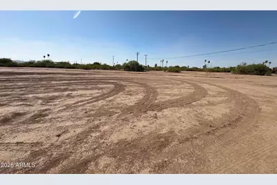 3751 W Pacific Drive #4, Eloy, AZ 85131 - Photo 2