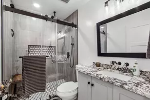 2401 W Echo Ln, Phoenix, AZ 85021 - Photo 22