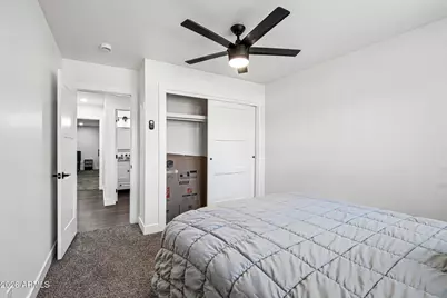 2401 W Echo Lane, Phoenix, AZ 85021 - Photo 28
