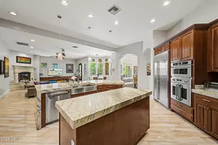 2460 E Vaughn Ave, Gilbert, AZ 85234 - Photo 14