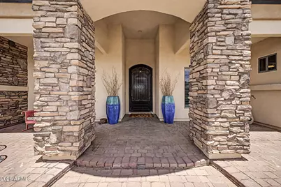 2460 E Vaughn Avenue, Gilbert, AZ 85234 - Photo 4