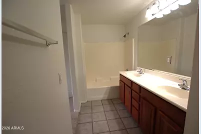 920 E Devonshire Avenue #2002, Phoenix, AZ 85014 - Photo 6