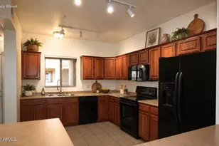 920 E Devonshire Ave, Phoenix, AZ 85014 - Photo 10