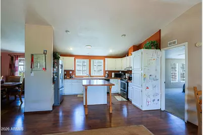 42721 N 14 Street, New River, AZ 85087 - Photo 2