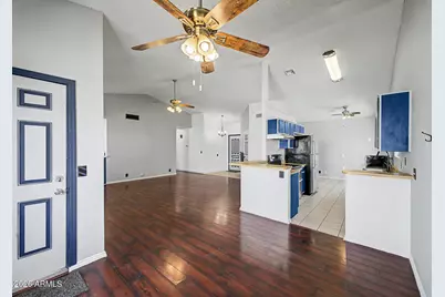 10005 N 64th Avenue, Glendale, AZ 85302 - Photo 12