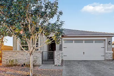 10772 W Lincoln Street, Avondale, AZ 85323 - Photo 2