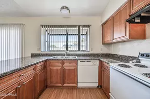 11102 W Turney Ave, Phoenix, AZ 85037 - Photo 14