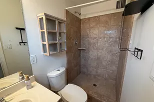 1207 E Christy Dr, Phoenix, AZ 85020 - Photo 10