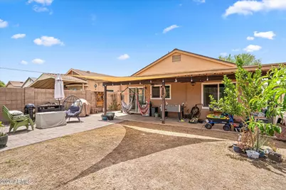 4052 W Villa Linda Drive, Glendale, AZ 85310 - Photo 2