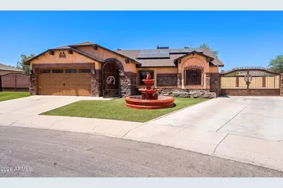 3452 N 67th Drive, Phoenix, AZ 85033 - Photo 1